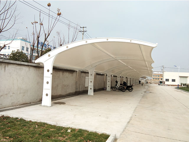 膜结构汽车棚普遍存在的因素 膜结构汽车棚普遍存在的因素